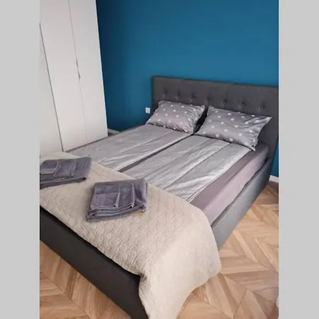 Apartament Stk-Modern Apartment Near The Sea Garden,Sity Center