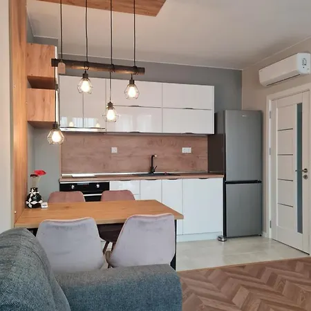 Stk-Modern Apartment Near The Sea Garden,Sity Center Apartament